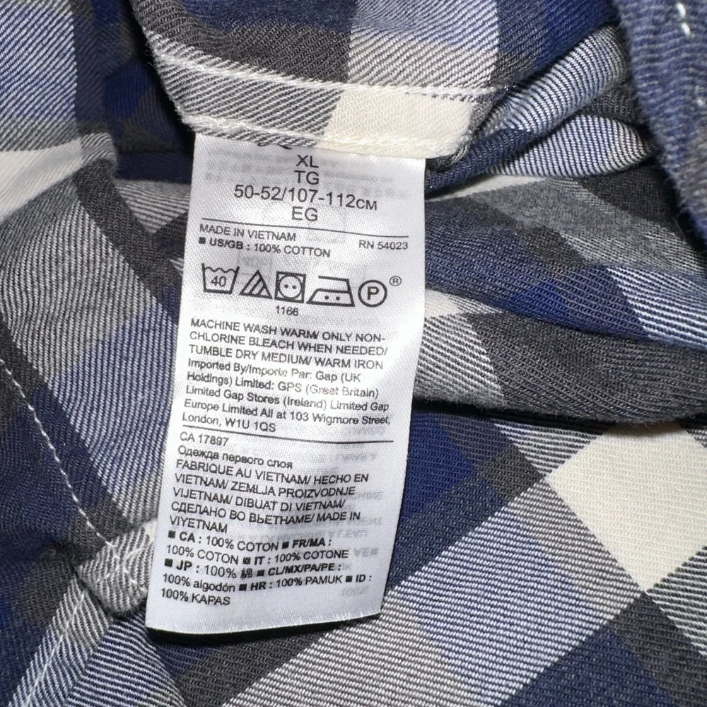 Banana Republic Blue and White Casual Button Down Shirt